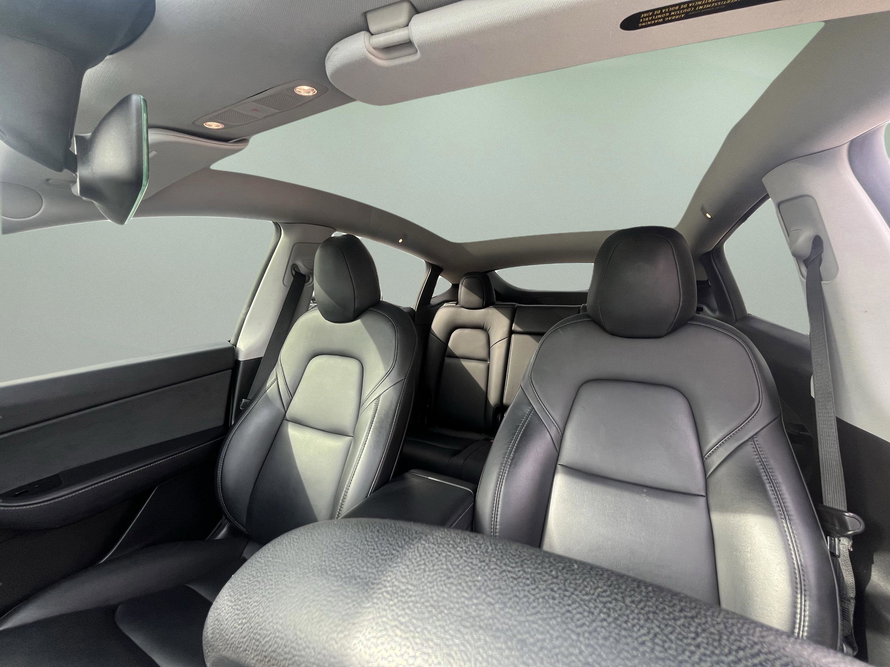 Used 2020 Tesla Model Y Long Range image 19