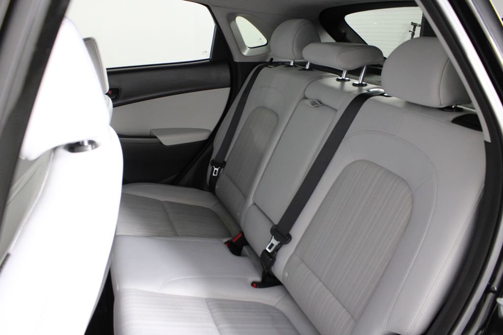 Certified 2023 Hyundai Kona SEL image 19
