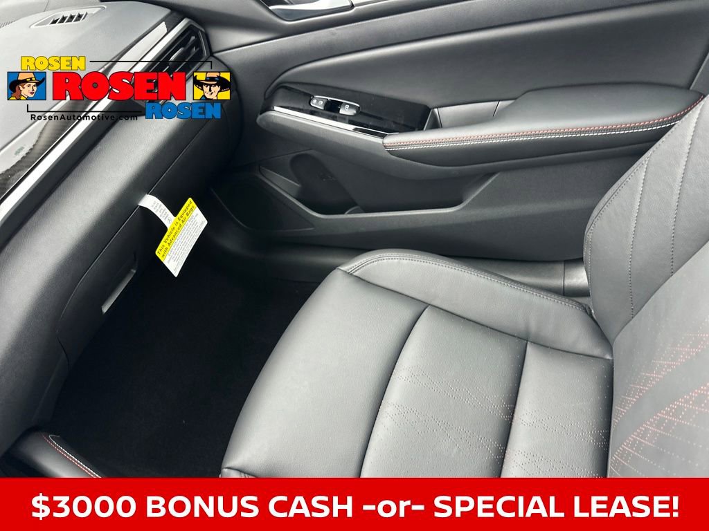 New 2025 Nissan Altima 2.5 SR w/ SR Premium Package image 25