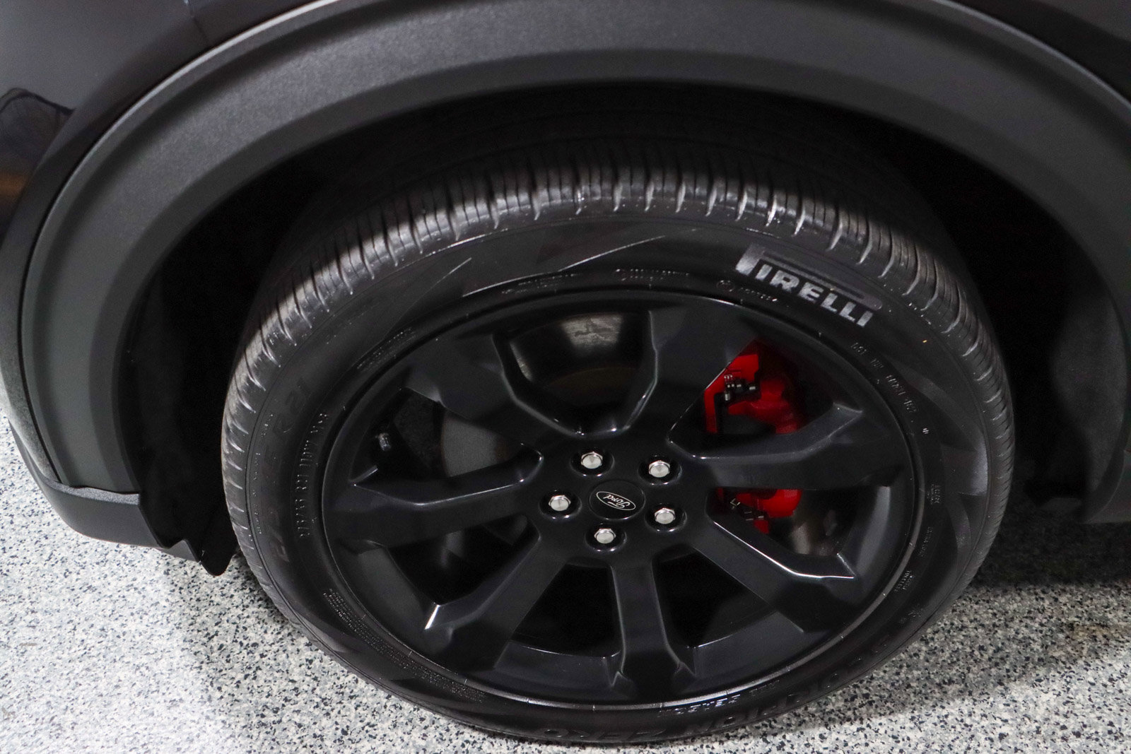 Used 2022 Ford Explorer ST w/ ST Street Pack image 11