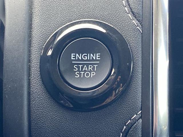 Used 2025 Ford Expedition Max Platinum AWD/4WD image 13