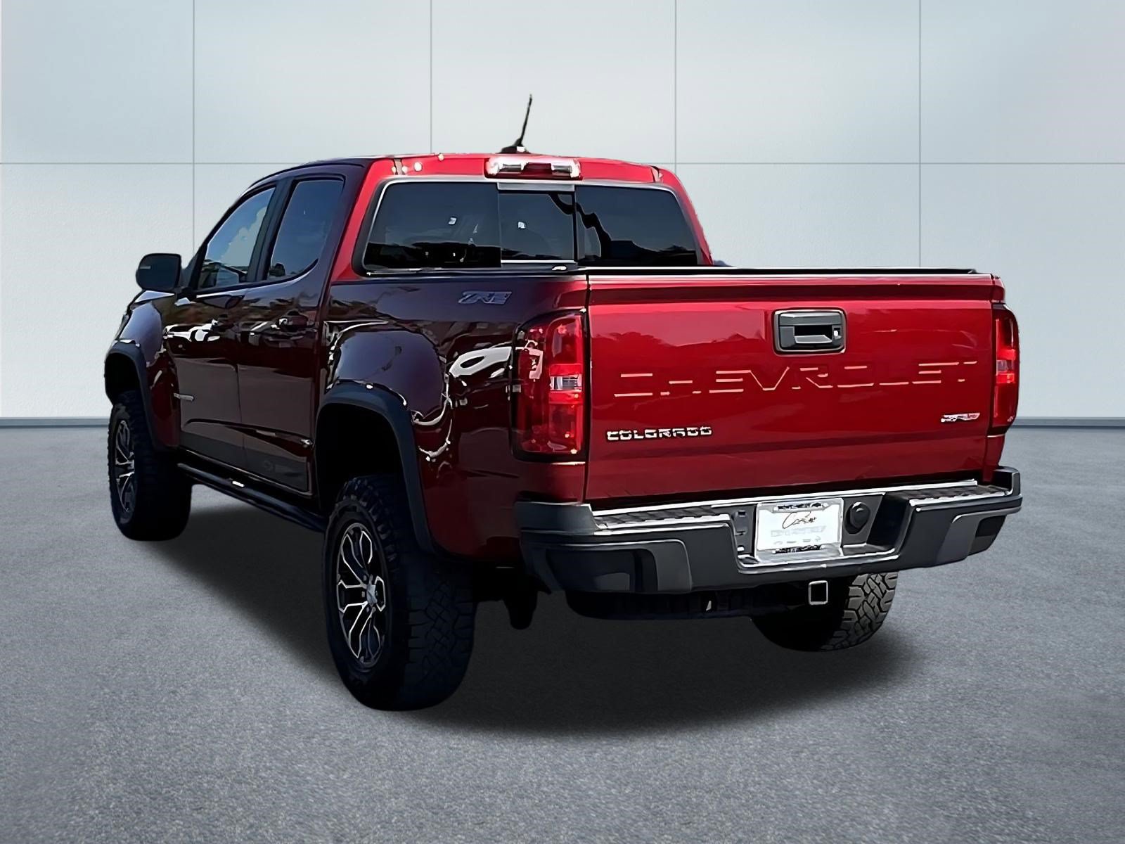 Certified 2022 Chevrolet Colorado ZR2 w/ LPO, Door Decal Package AWD/4WD image 4