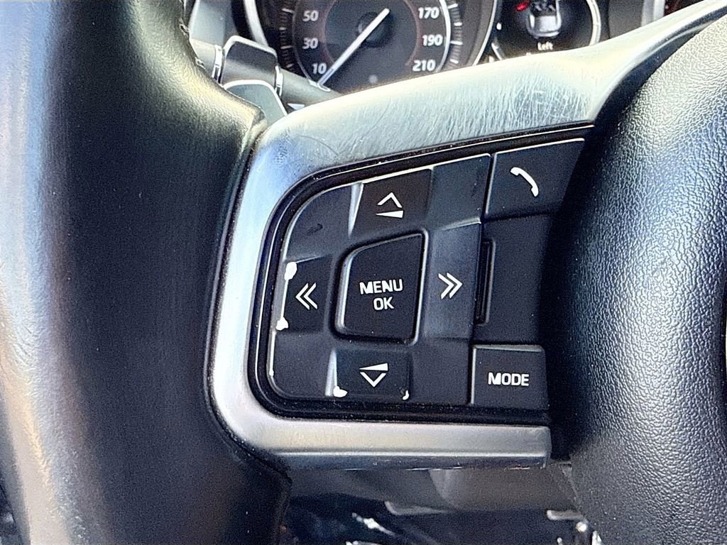 Used 2018 Jaguar F-TYPE R w/ Suedecloth Interior Package AWD/4WD image 31