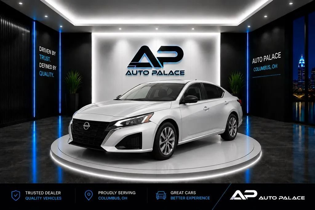 Used 2025 Nissan Altima 2.5 S FWD image 1