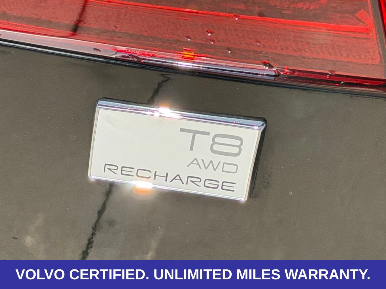Certified 2024 Volvo XC60 T8 Ultimate w/ Protection Package Premier AWD/4WD image 11