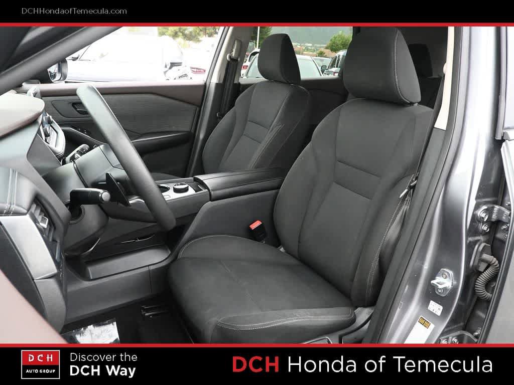 Used 2023 Nissan Rogue S AWD/4WD image 18