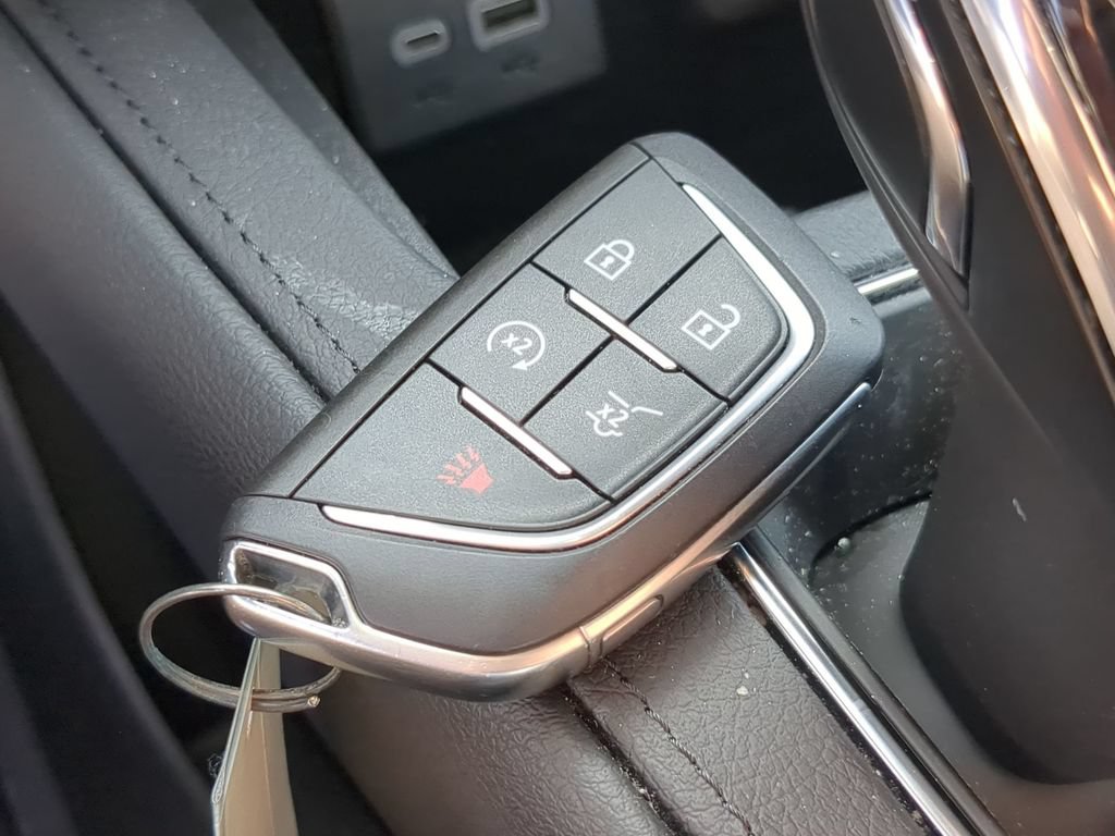 Used 2024 Cadillac XT4 Premium Luxury AWD/4WD image 33