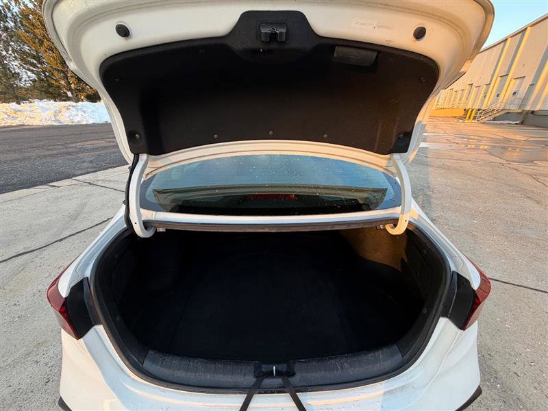 Used 2019 Kia Forte LXS image 11