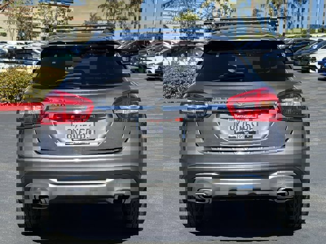 Used 2019 Mercedes-Benz GLA 250 image 12