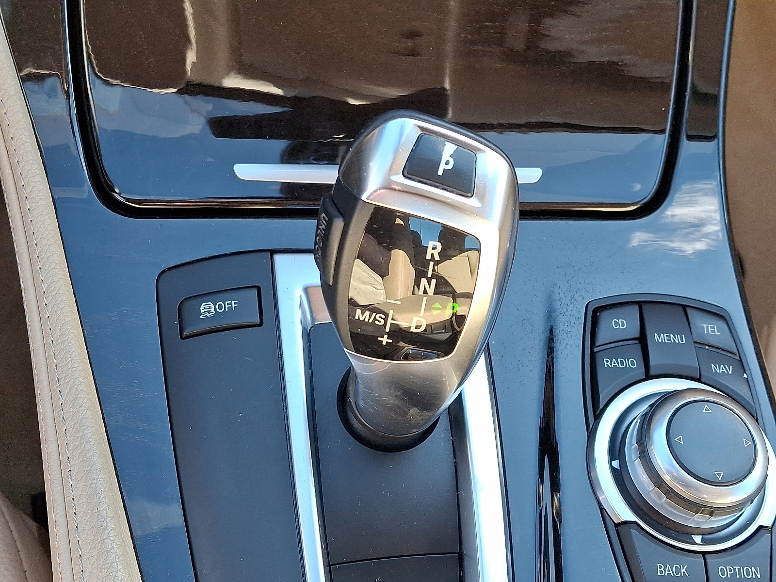 Used 2011 BMW 535i xDrive Sedan image 16