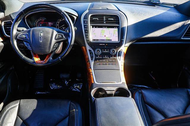Used 2016 Lincoln MKX Reserve w/ Climate Package AWD/4WD image 23