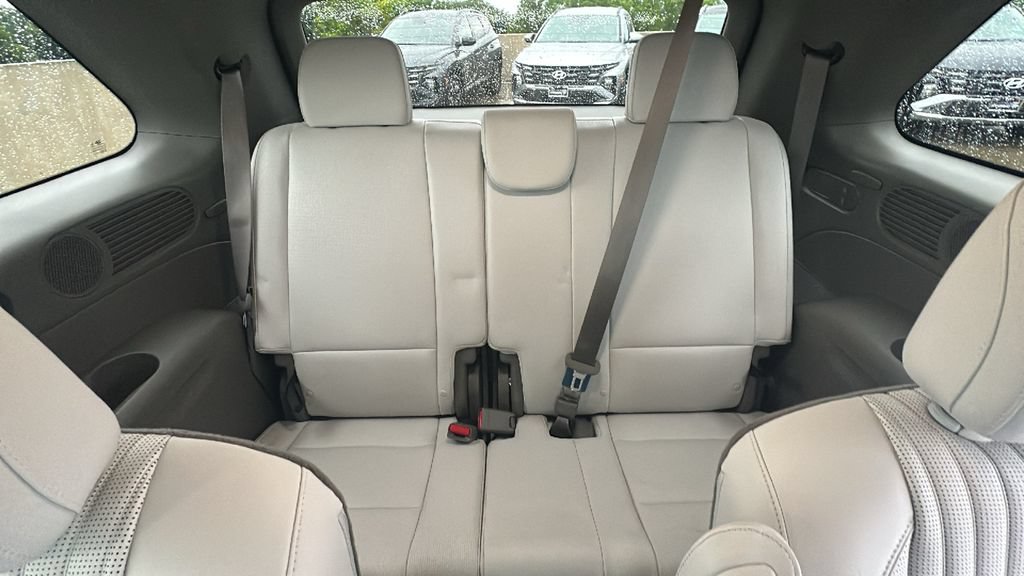 Certified 2026 Hyundai Palisade SEL FWD image 36