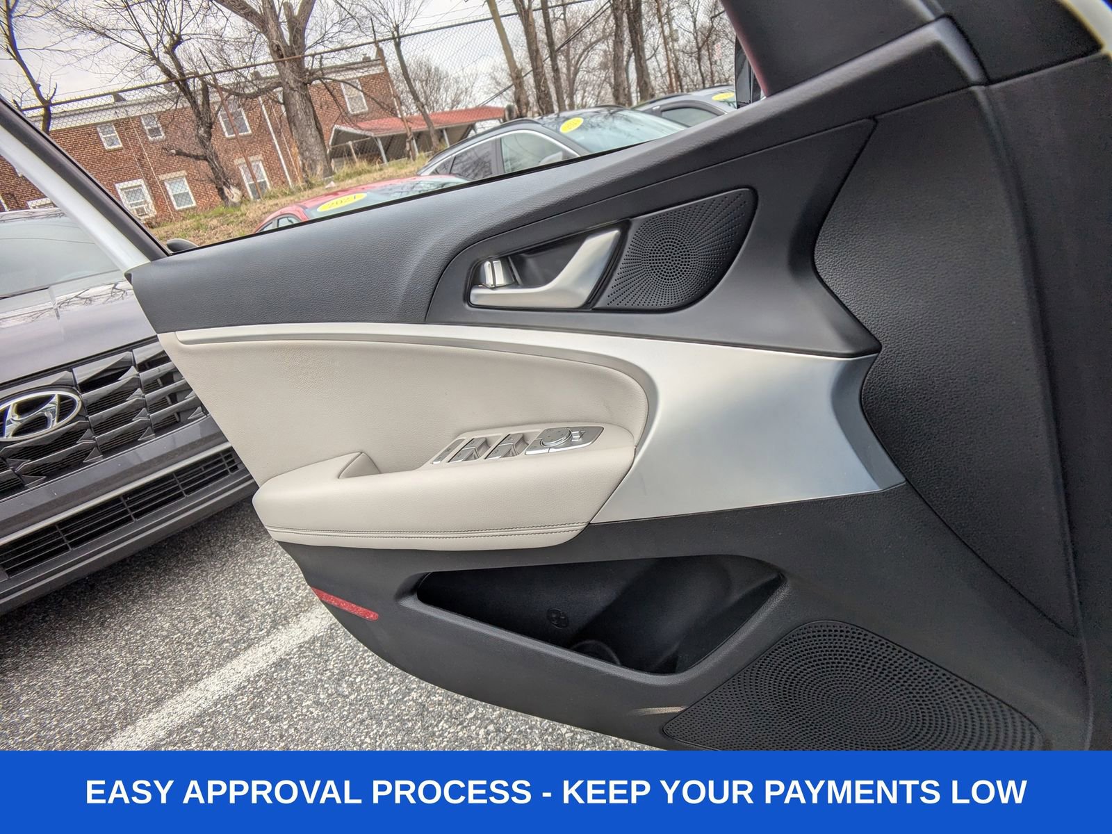 Used 2023 Genesis G70 2.0T image 38