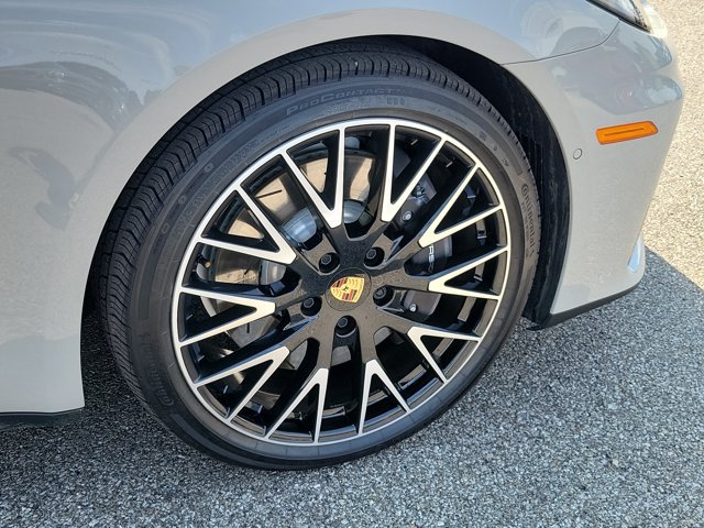 Certified 2026 Porsche Panamera 4 AWD/4WD image 14