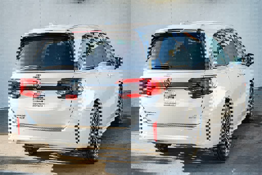 New 2026 Honda Odyssey Elite image 6