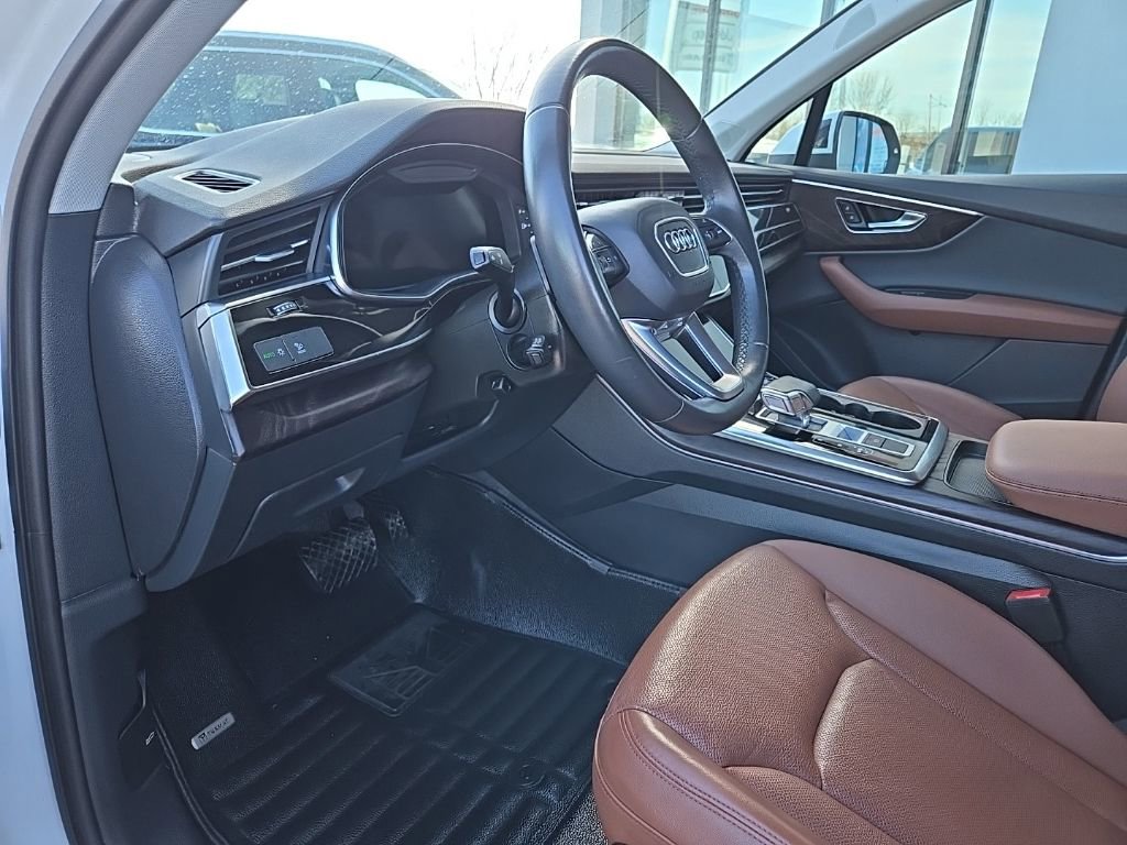 Used 2022 Audi Q7 2.0T Premium Plus w/ Premium Plus Package image 37