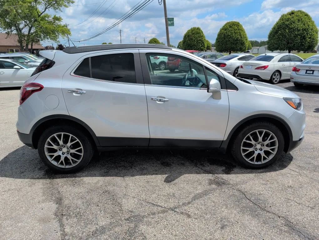 Used 2017 Buick Encore Sport Touring FWD image 5