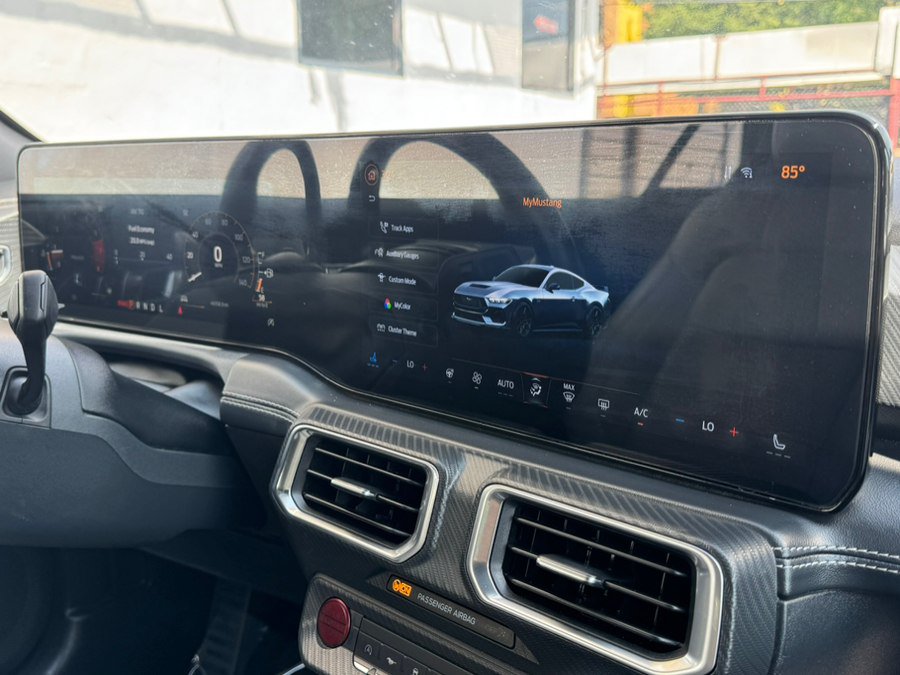 Used 2024 Ford Mustang Premium RWD image 30