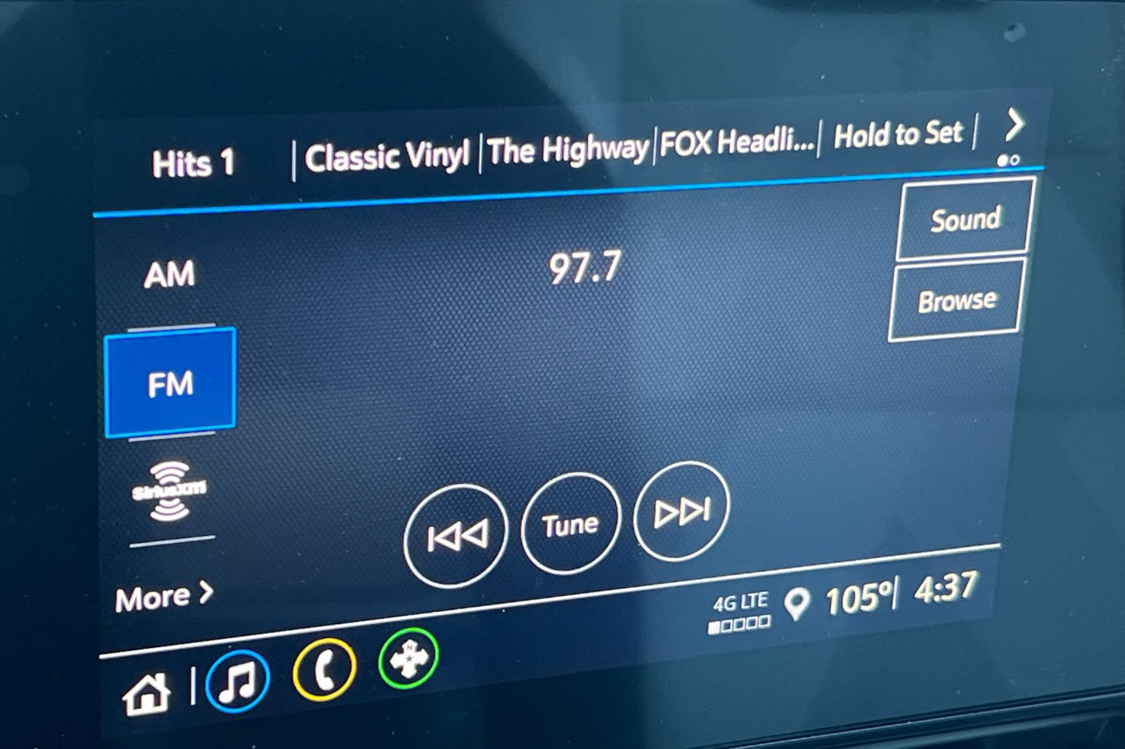 New 2026 Chevrolet Trax RS w/ Driver Confidence Package FWD image 17