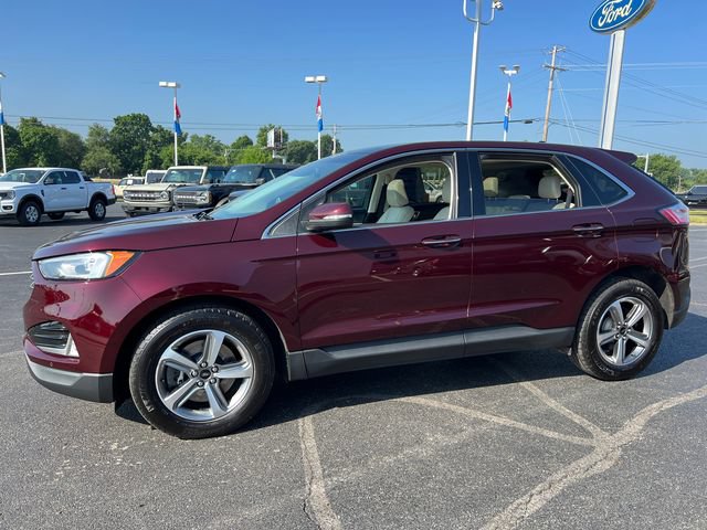 Certified 2020 Ford Edge Titanium w/ Class II Trailer Tow Package AWD/4WD image 3