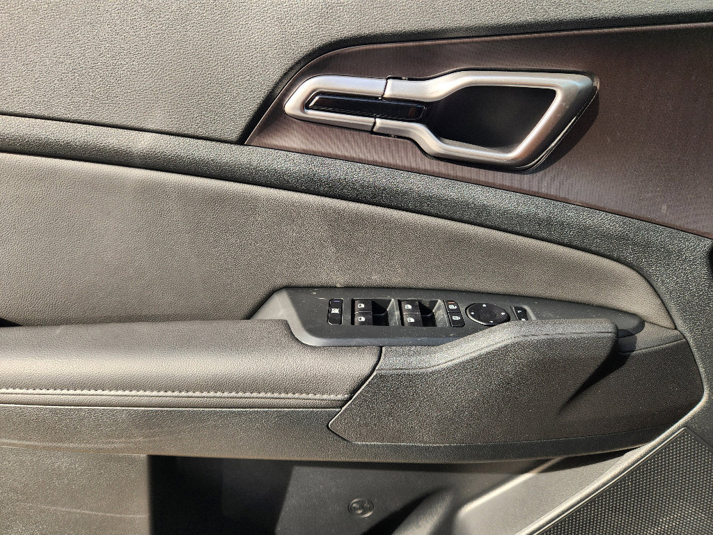 New 2026 Kia Sportage EX image 16