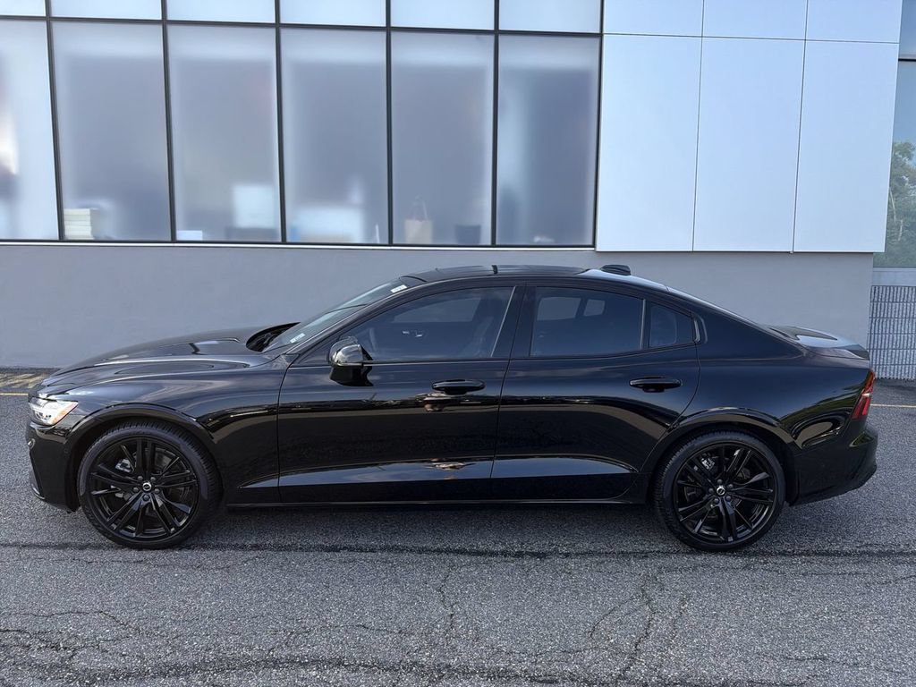 Certified 2024 Volvo S60 B5 Plus w/ Climate Package AWD/4WD image 5
