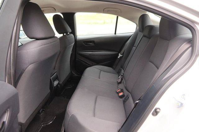 Used 2024 Toyota Corolla LE FWD image 9
