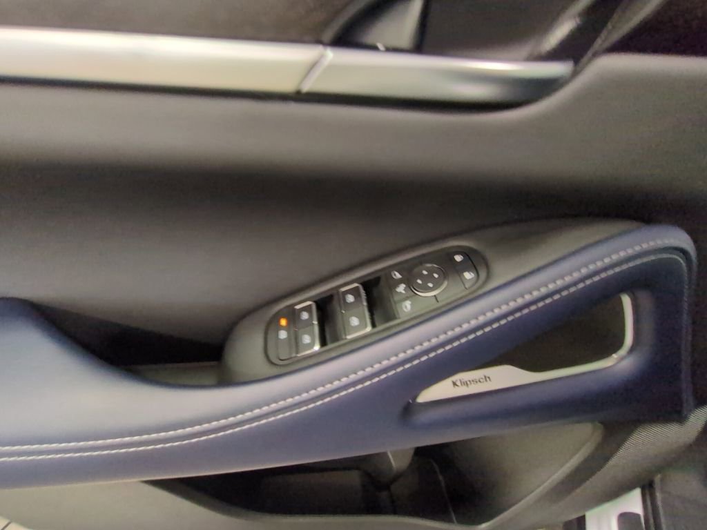 New 2026 INFINITI QX60 Sport w/ Dark Cargo Package image 10