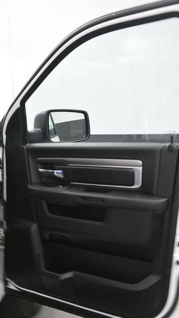 Used 2022 RAM 1500 Classic Warlock w/ Electronics Group AWD/4WD image 9