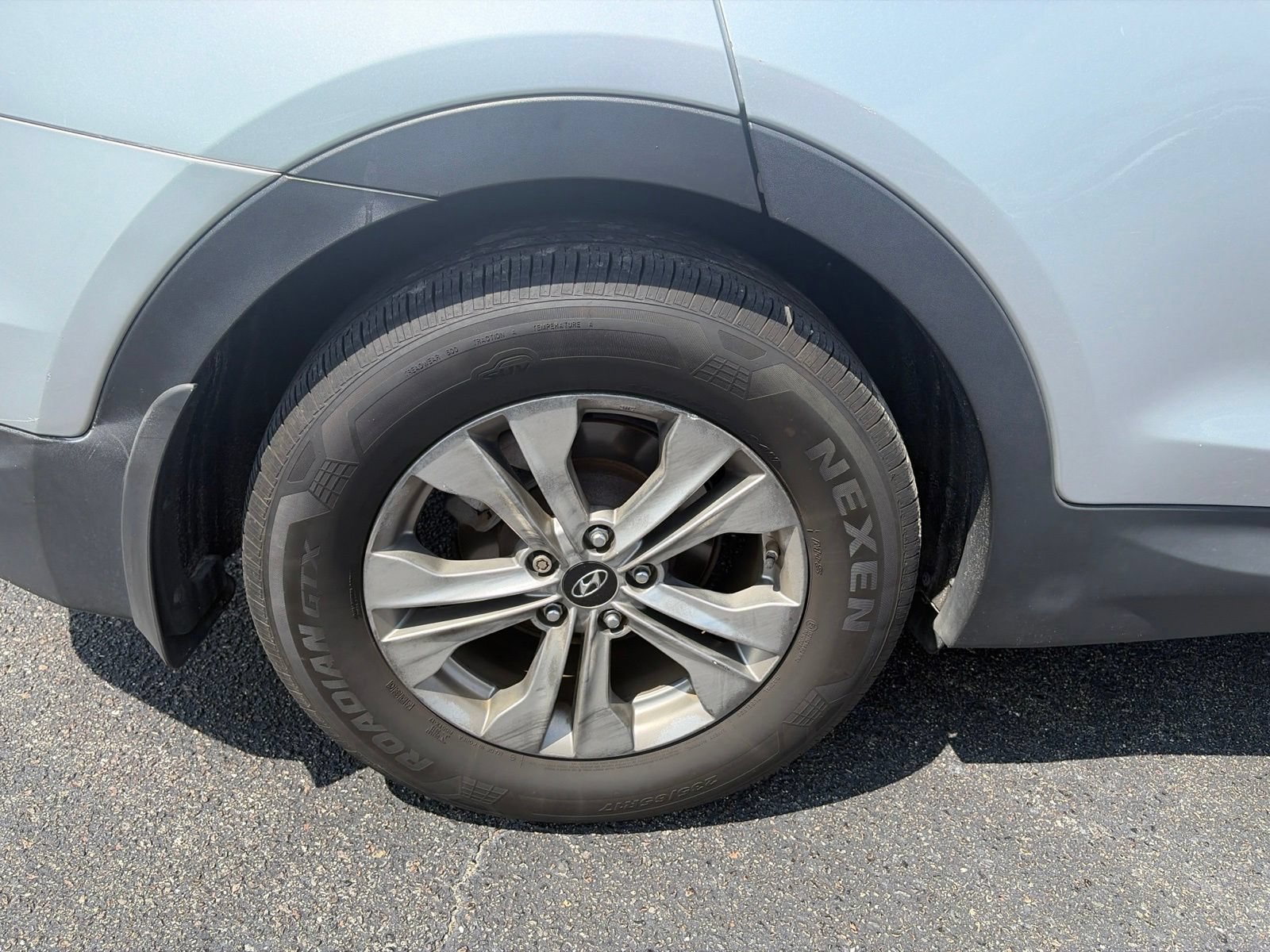 Used 2016 Hyundai Santa Fe Sport w/ Option Group 02 FWD image 10