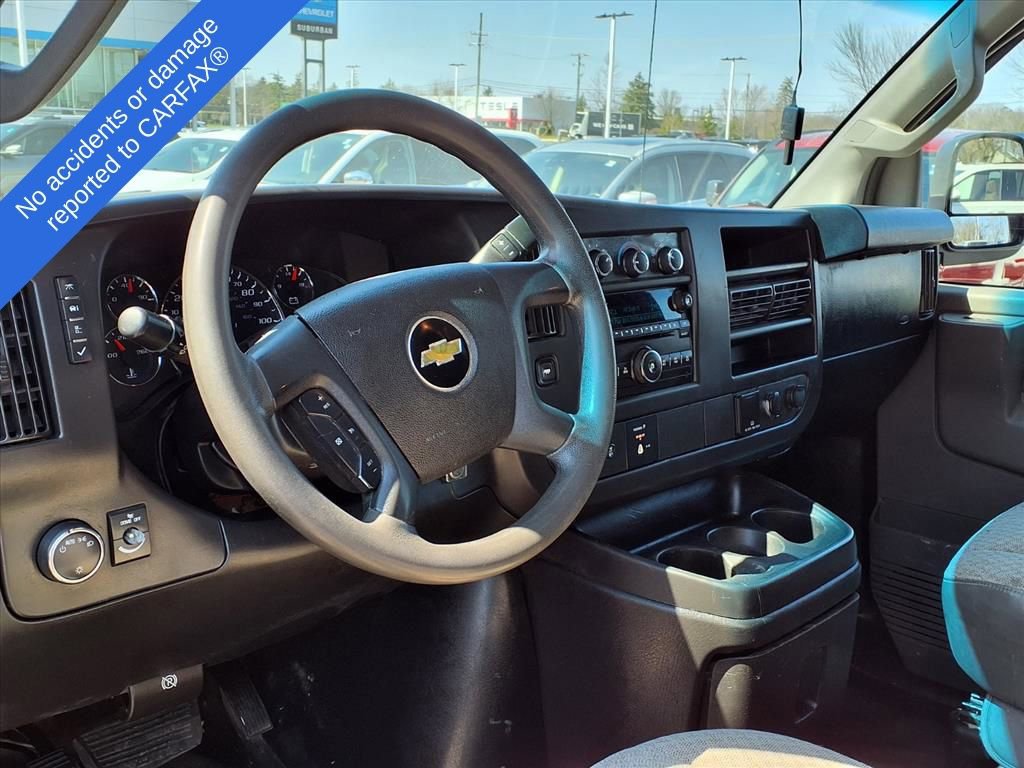 Used 2017 Chevrolet Express 2500 image 19