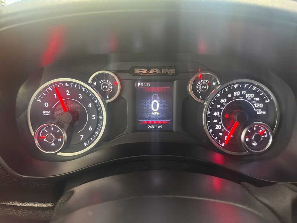 Used 2025 RAM 2500 Big Horn AWD/4WD image 11