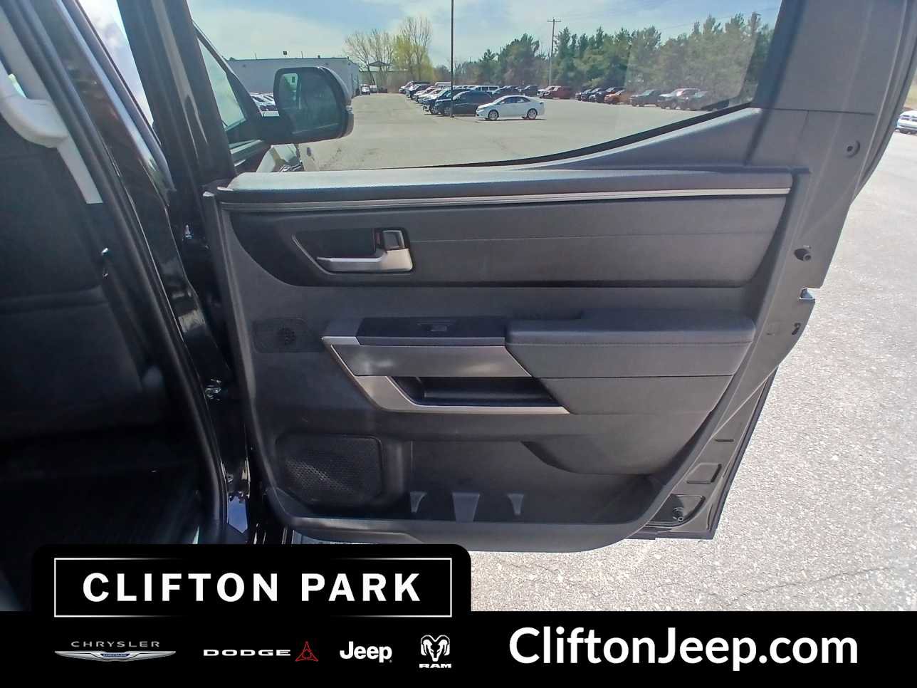 Used 2023 Toyota Tundra SR5 w/ SR5 Premium Package AWD/4WD image 14