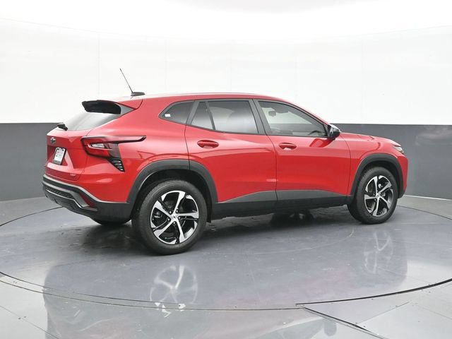 Used 2026 Chevrolet Trax RS FWD image 15