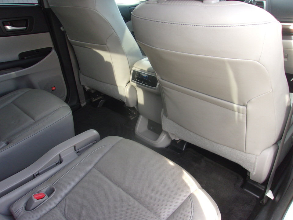 Used 2014 Toyota Highlander Limited AWD/4WD image 15