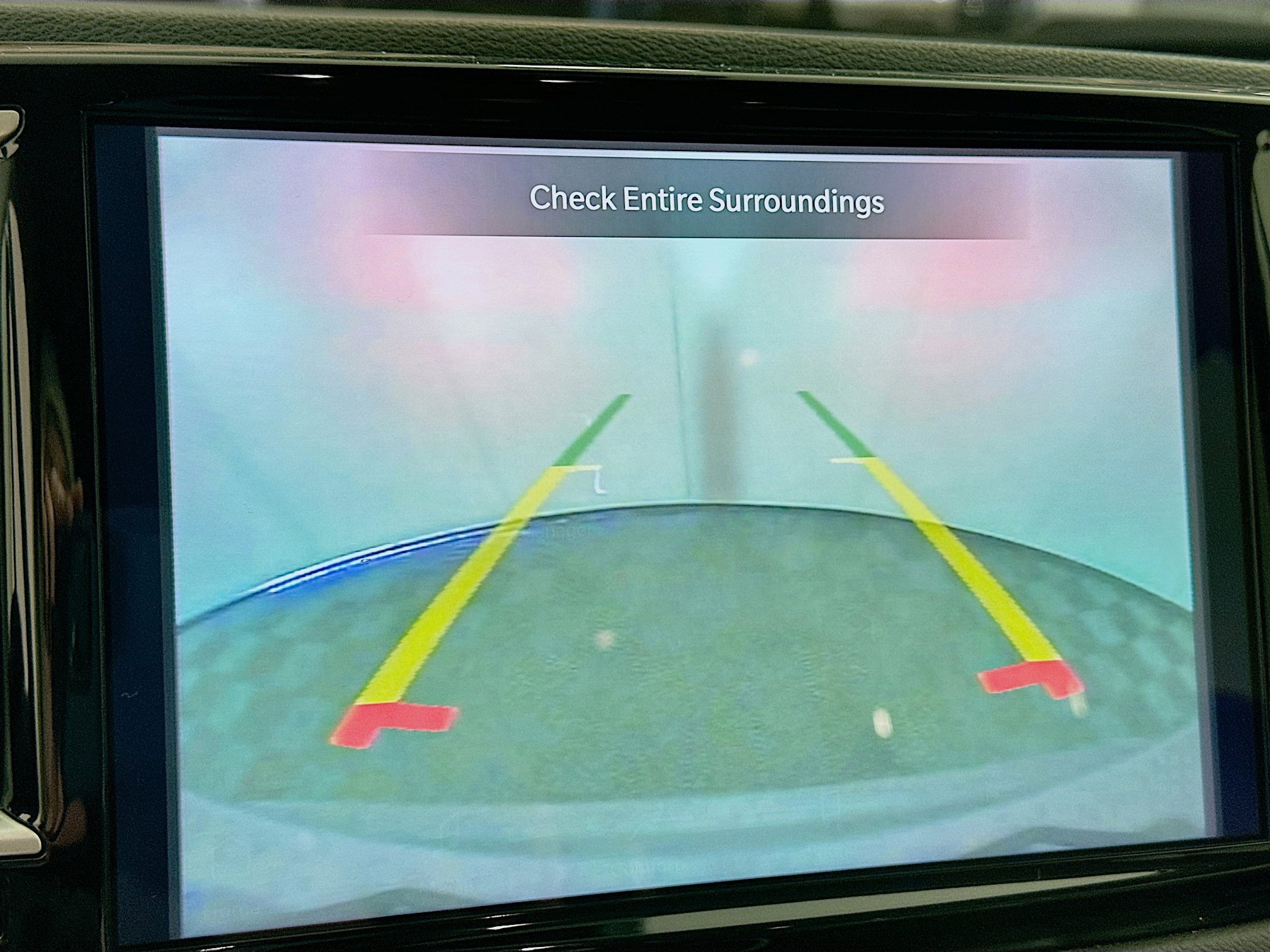 Used 2023 Chrysler Pacifica Touring-L image 21