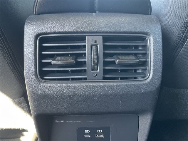 Used 2023 Nissan Rogue SV image 20