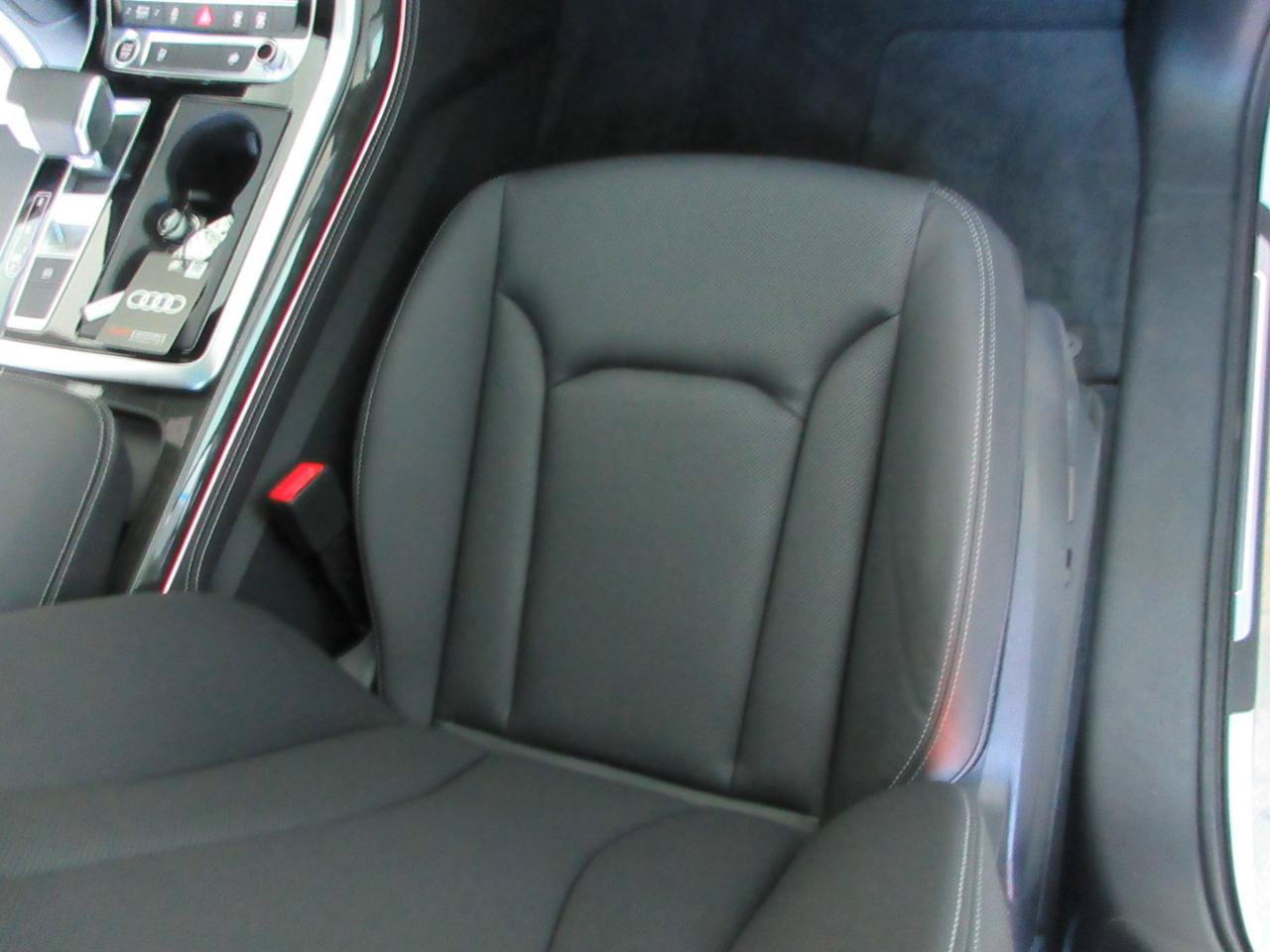 Used 2025 Audi Q7 3.0T Premium Plus w/ Premium Plus Package AWD/4WD image 30