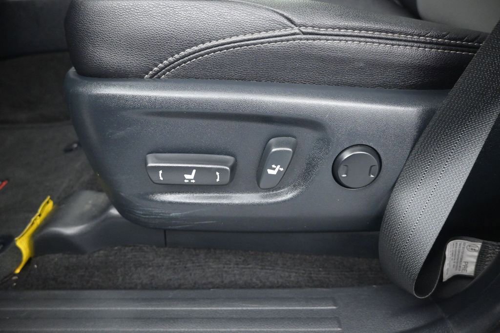 Used 2018 Toyota 4Runner SR5 Premium RWD image 17