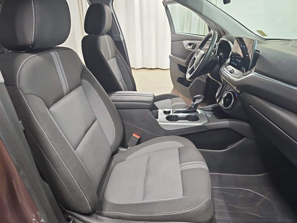 Used 2023 Chevrolet Blazer LT w/ Convenience Package AWD/4WD image 13