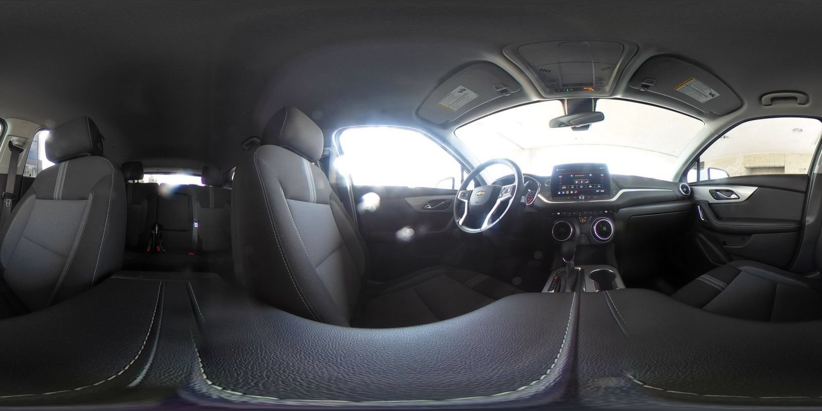 Used 2025 Chevrolet Blazer LT FWD image 44