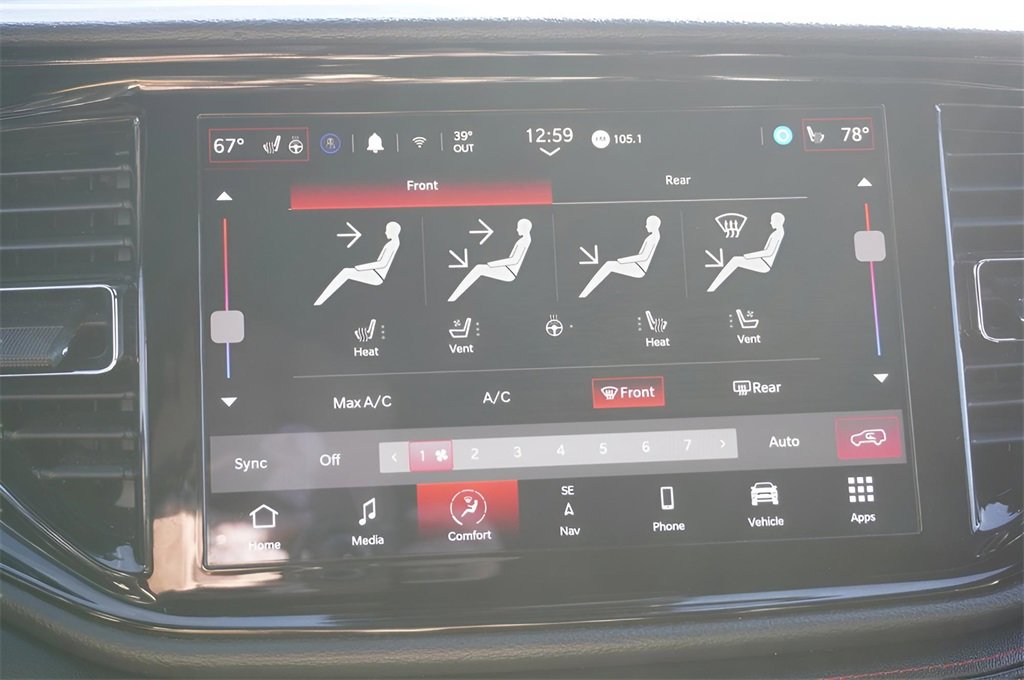 Used 2023 Dodge Durango GT image 27