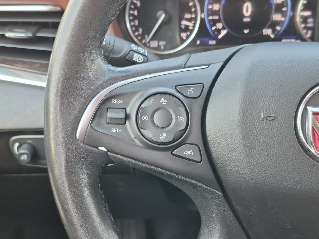 Used 2021 Buick Enclave Avenir w/ Avenir Technology Package FWD image 23
