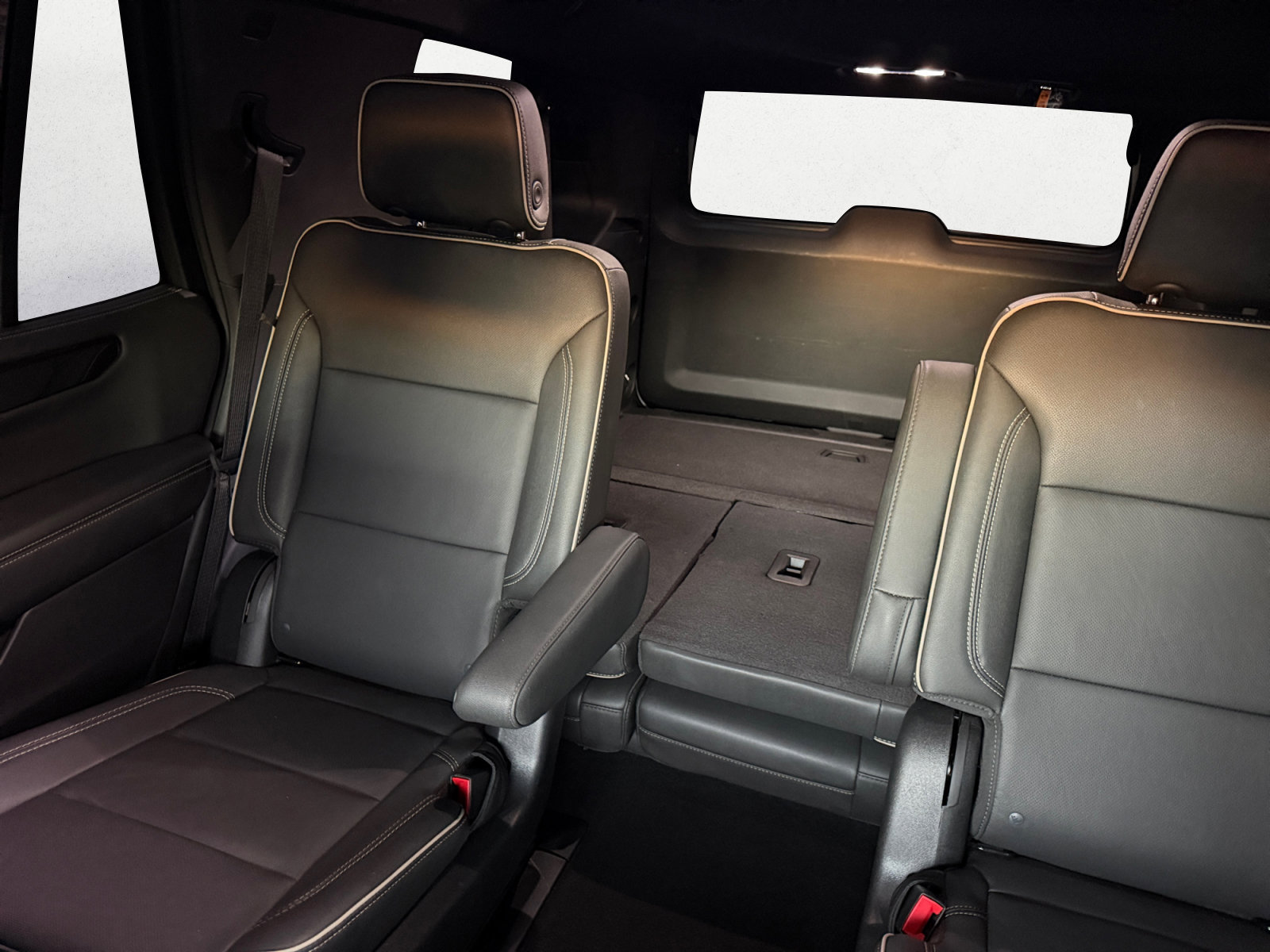 Used 2026 GMC Yukon Elevation AWD/4WD image 13