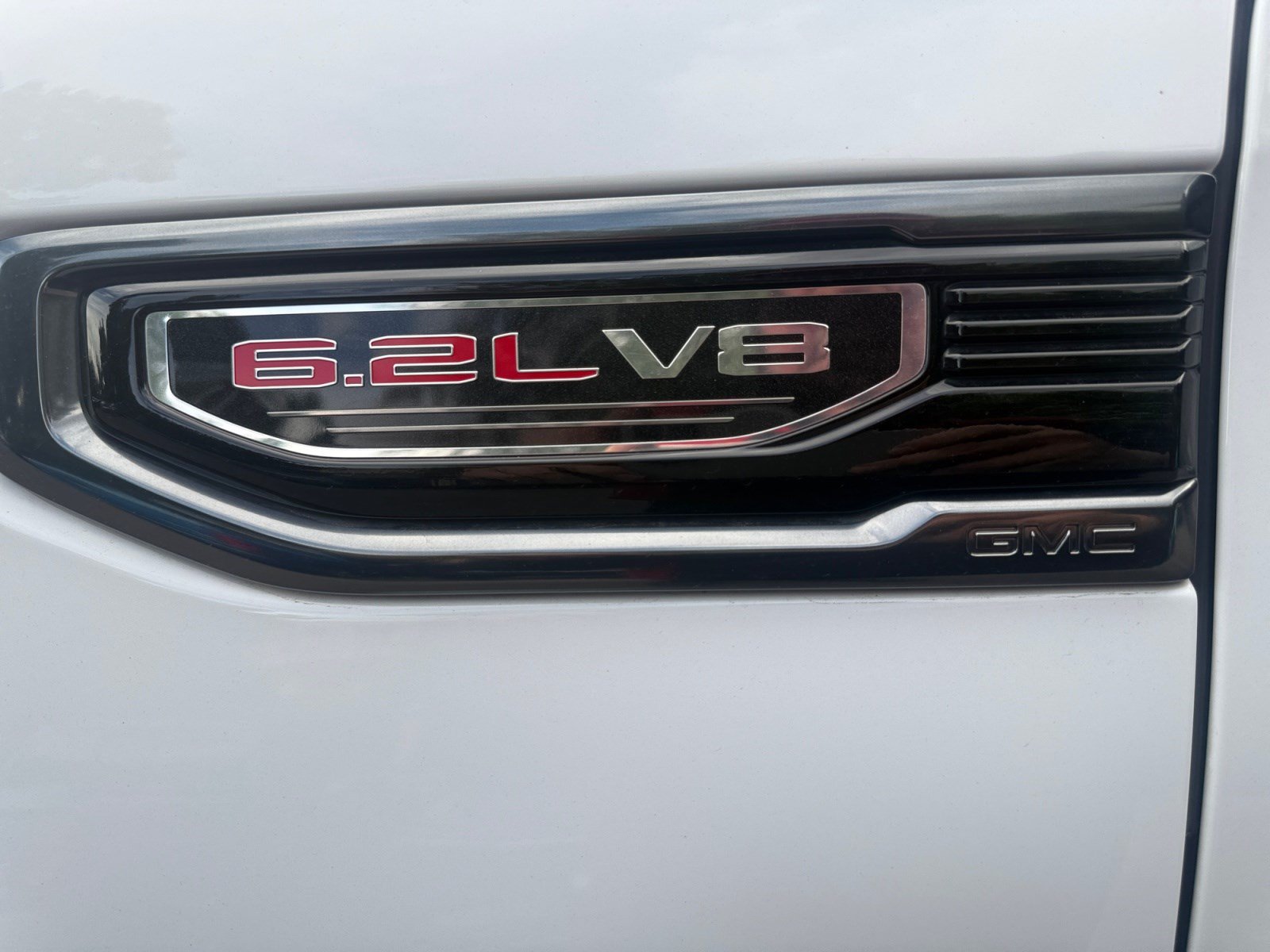 Used 2022 GMC Sierra 1500 AT4 w/ AT4 Premium Package AWD/4WD image 23