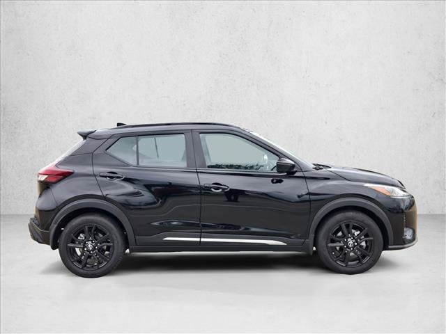 Used 2023 Nissan Kicks SR FWD video 4