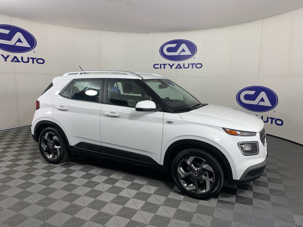 Used 2025 Hyundai Venue SEL
