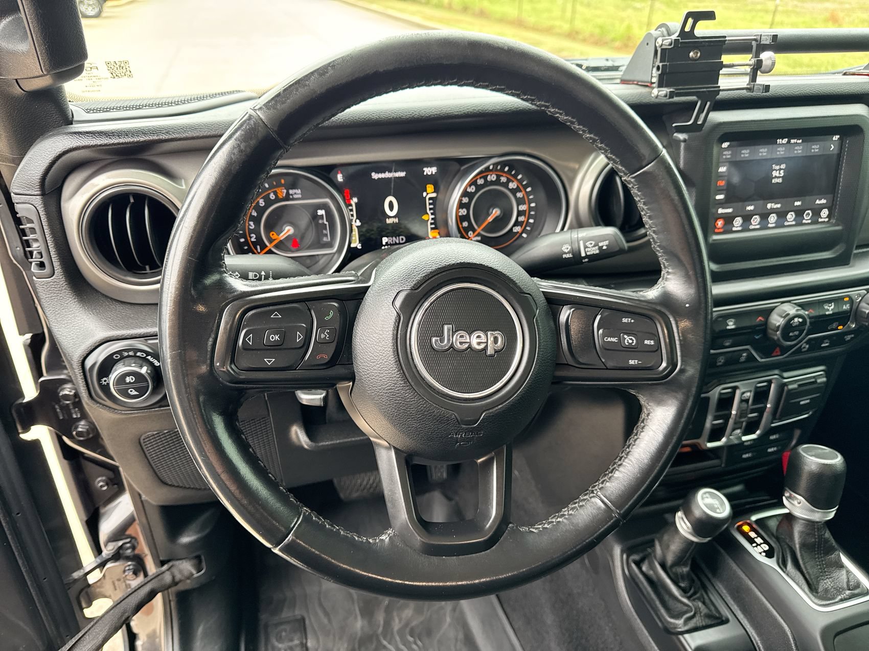 Used 2021 Jeep Gladiator Sport AWD/4WD image 14