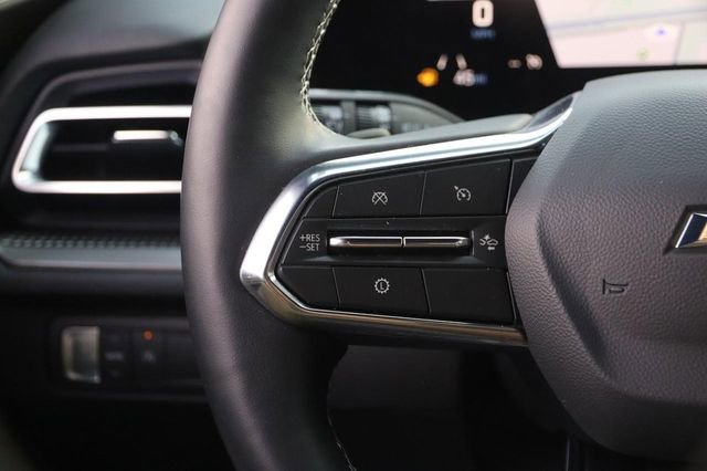 Used 2025 Chevrolet Traverse LT w/ LPO, Floor Liner Package image 13