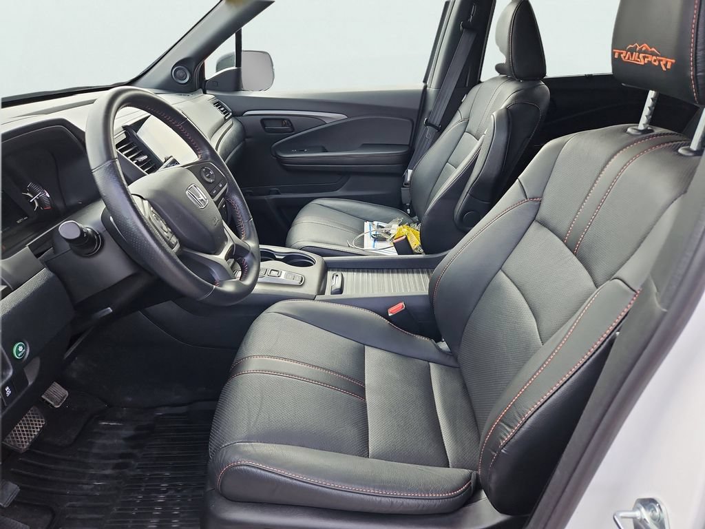 Certified 2023 Honda Passport TrailSport image 34